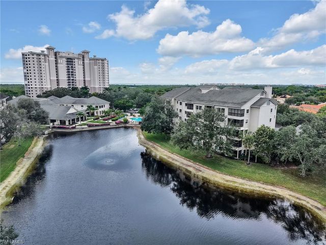 900 Arbor Lake DR 301, Naples, FL 34110