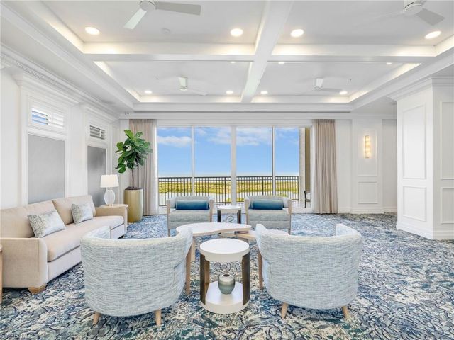 900 Arbor Lake DR 301, Naples, FL 34110