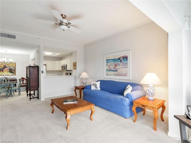 900 Arbor Lake DR 301, Naples, FL 34110