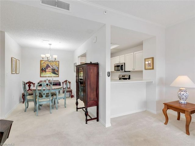 900 Arbor Lake DR 301, Naples, FL 34110