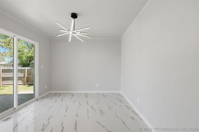 10185 E 22nd Place, Tulsa, OK 74129