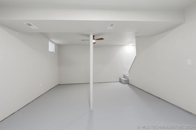 10185 E 22nd Place, Tulsa, OK 74129