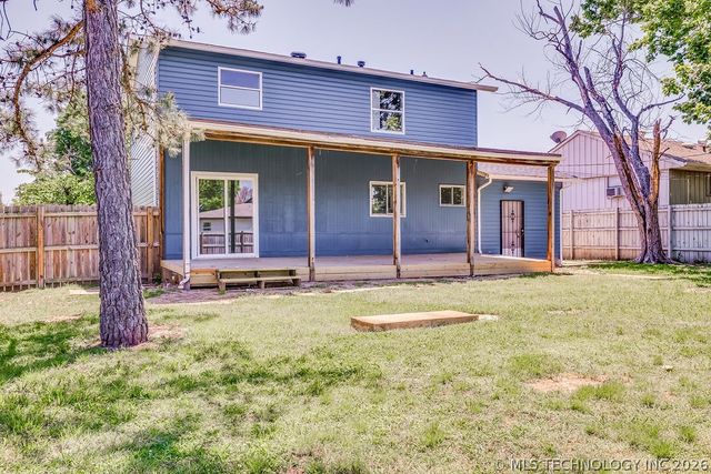 10185 E 22nd Place, Tulsa, OK 74129