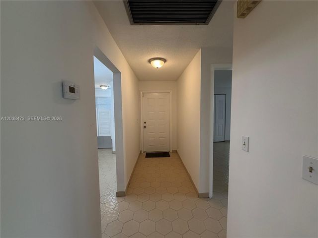 1540 NW 93rd Ave 296, Pembroke Pines, FL 33024