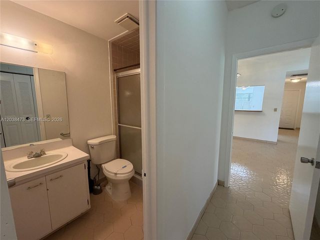 1540 NW 93rd Ave 296, Pembroke Pines, FL 33024
