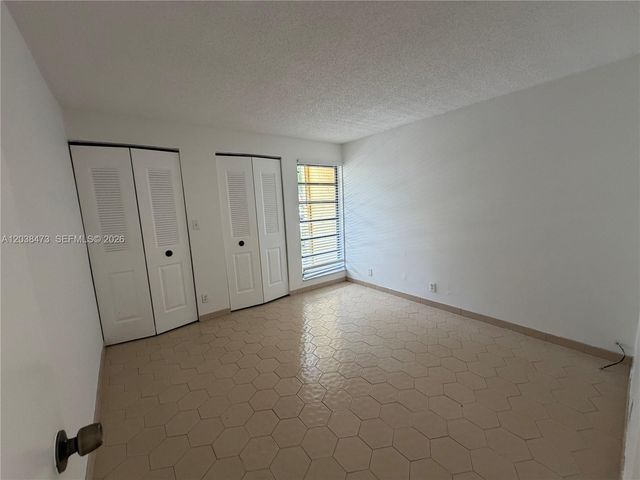 1540 NW 93rd Ave 296, Pembroke Pines, FL 33024