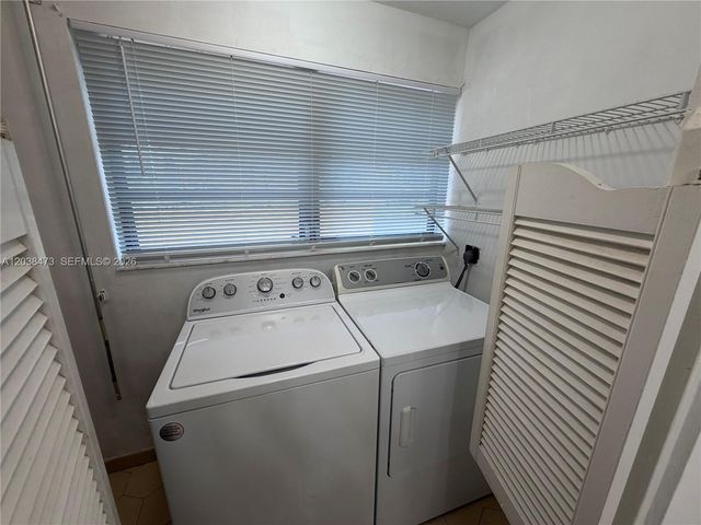 1540 NW 93rd Ave 296, Pembroke Pines, FL 33024