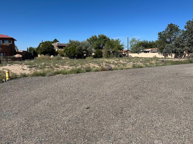 Ward Drive NW, Albuquerque, NM 87120