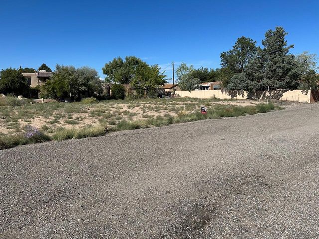 Ward Drive NW, Albuquerque, NM 87120