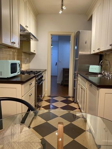 50 Commonwealth Ave 305, Boston, MA 02116