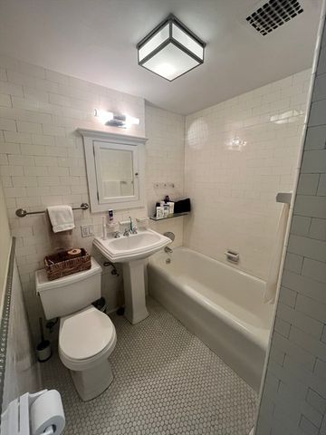 50 Commonwealth Ave 305, Boston, MA 02116