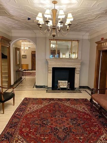 50 Commonwealth Ave 305, Boston, MA 02116