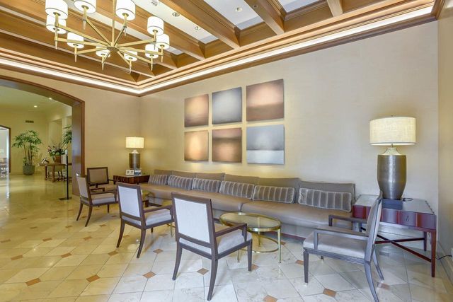 1 Baldwin Avenue 217, San Mateo, CA 94401