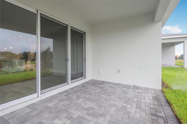 570 HAMMOCK OAKS BOULEVARD, Lady Lake, FL 32159