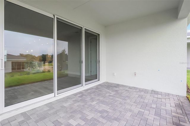 570 HAMMOCK OAKS BOULEVARD, Lady Lake, FL 32159