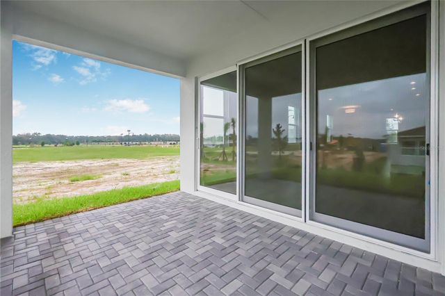 570 HAMMOCK OAKS BOULEVARD, Lady Lake, FL 32159