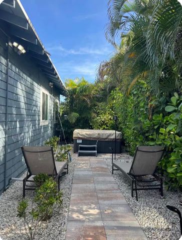 424 Malverne Road, West Palm Beach, FL 33405
