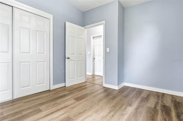 3305 OAKLEY AVENUE, St Petersburg, FL 33712