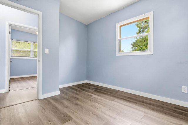 3305 OAKLEY AVENUE, St Petersburg, FL 33712