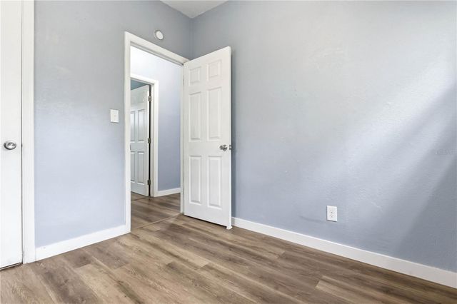 3305 OAKLEY AVENUE, St Petersburg, FL 33712