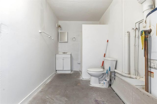 3305 OAKLEY AVENUE, St Petersburg, FL 33712