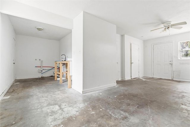 3305 OAKLEY AVENUE, St Petersburg, FL 33712