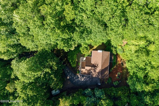 192 Kaiulani Lane, Andrews, NC 28901