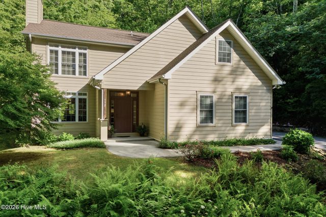 192 Kaiulani Lane, Andrews, NC 28901
