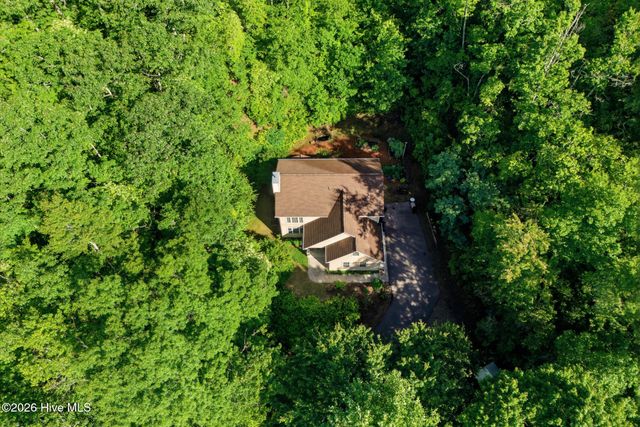 192 Kaiulani Lane, Andrews, NC 28901