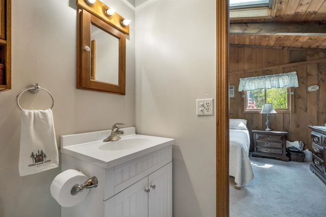 136 Liberty Lane, Freedom, NH 03836