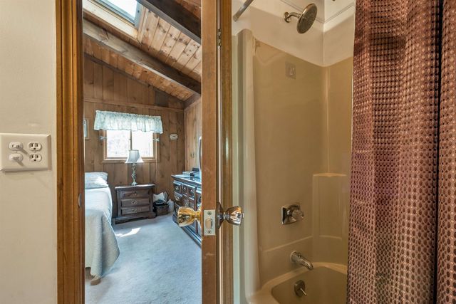 136 Liberty Lane, Freedom, NH 03836