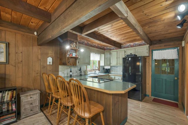 136 Liberty Lane, Freedom, NH 03836