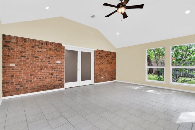 146 Bob White Road, Denison, TX 75020