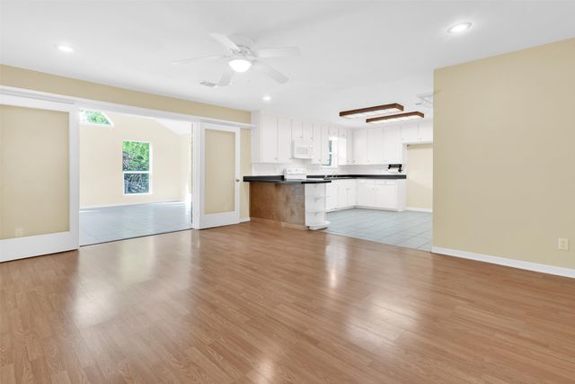 146 Bob White Road, Denison, TX 75020