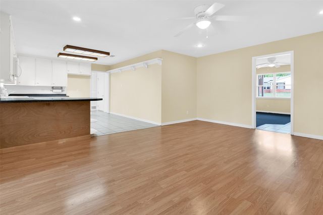 146 Bob White Road, Denison, TX 75020