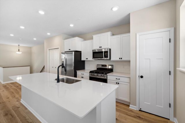 10378 Birchwood Circle, Victoria, MN 55318