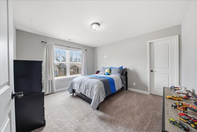 615 Hatch Lake Parkway, Valparaiso, IN 46385