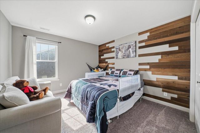 615 Hatch Lake Parkway, Valparaiso, IN 46385