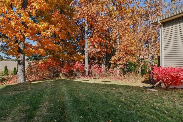 615 Hatch Lake Parkway, Valparaiso, IN 46385