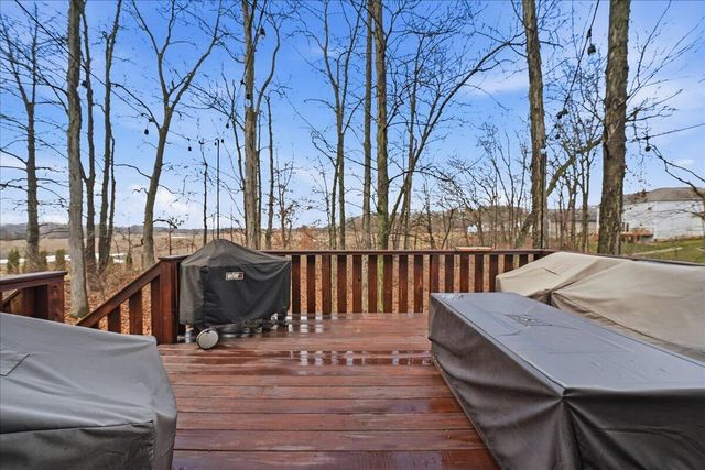 615 Hatch Lake Parkway, Valparaiso, IN 46385