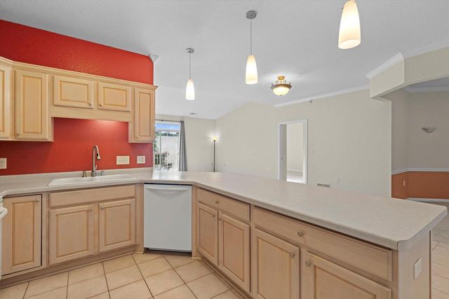 13050 W Bluemound ROAD #303, Elm Grove, WI 53122