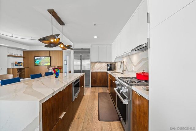 645 Front 1409, San Diego, CA 92101