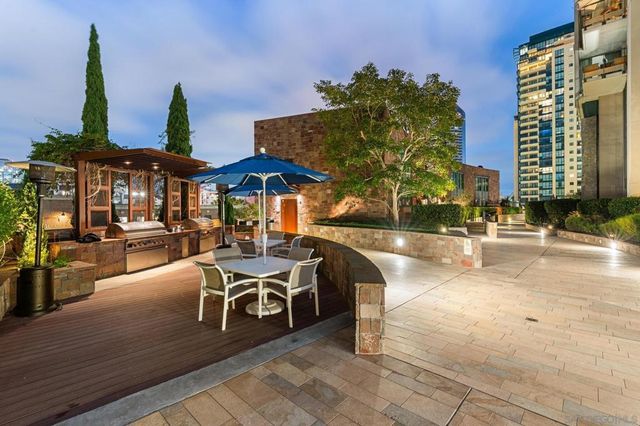 645 Front 1409, San Diego, CA 92101