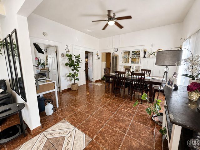 515 Wilson Avenue, Bakersfield, CA 93308