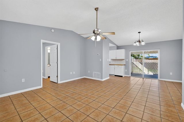 300 CRICKET HOLLOW LANE, Eustis, FL 32726