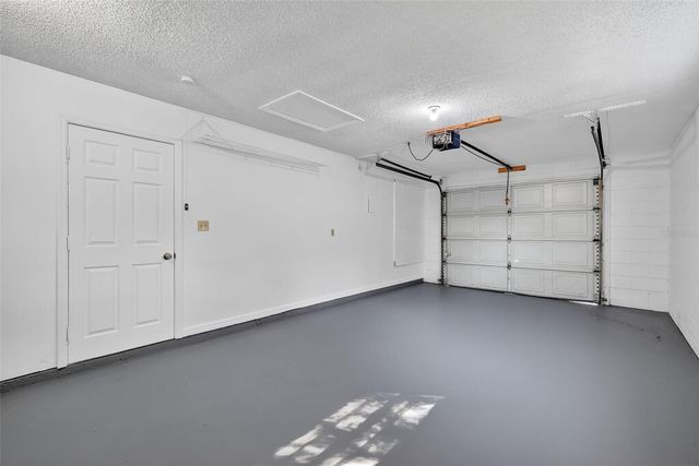 300 CRICKET HOLLOW LANE, Eustis, FL 32726