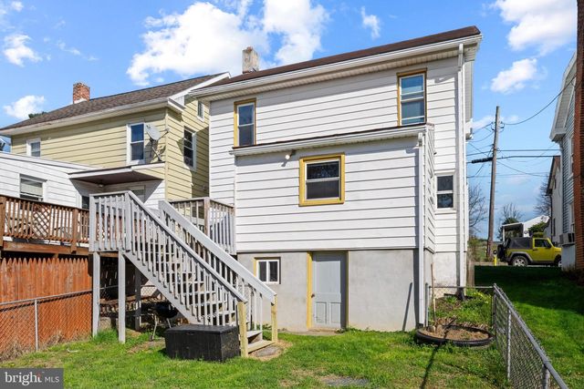 80 MAIN ST, Yorkana, PA 17406