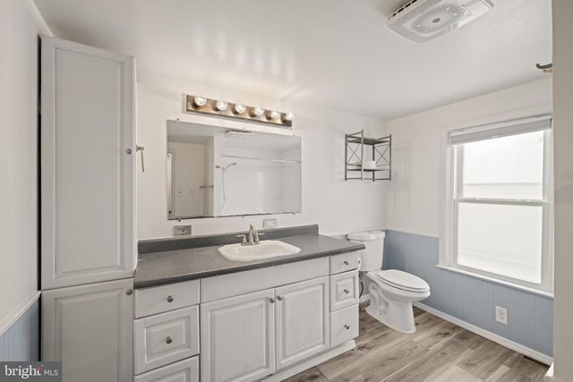 80 MAIN ST, Yorkana, PA 17406