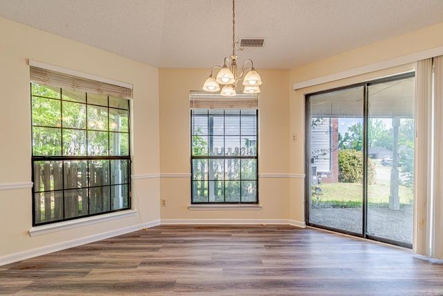 13900 Wimbledon Loop, Little Rock, AR 72210