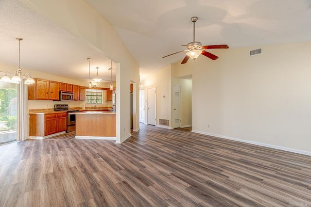 13900 Wimbledon Loop, Little Rock, AR 72210